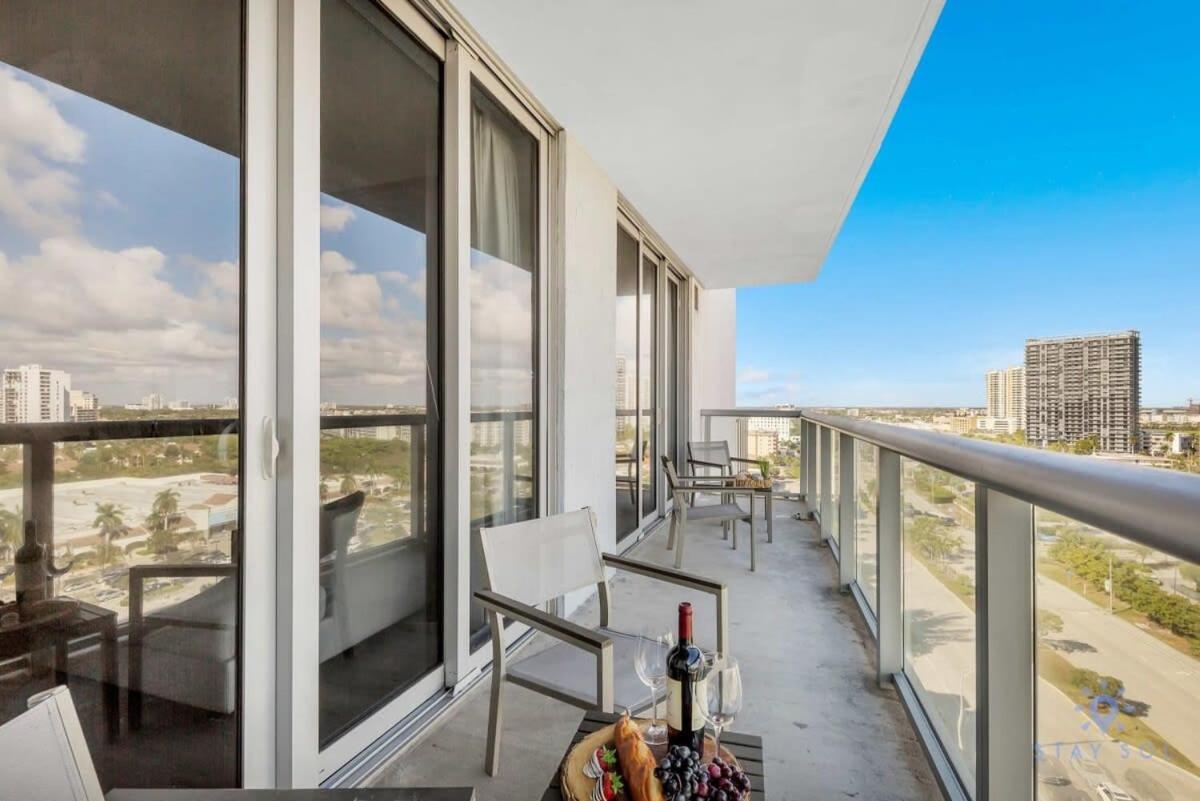 Infinite Views, Amazing Pool, Gym, Near Beach Hallandale Beach Eksteriør billede
