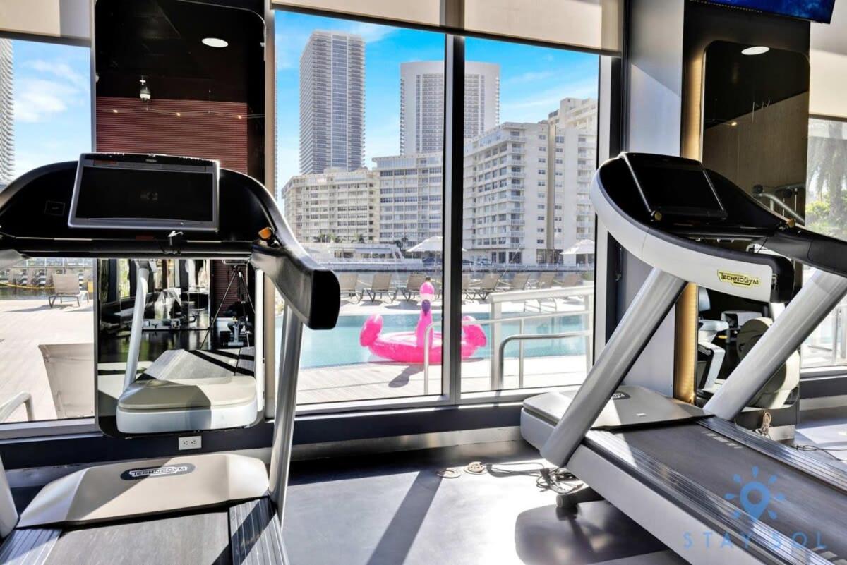 Infinite Views, Amazing Pool, Gym, Near Beach Hallandale Beach Eksteriør billede