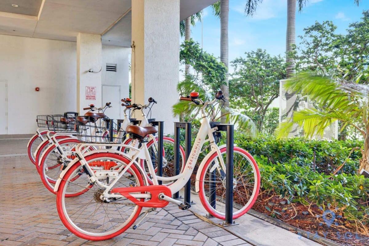 Infinite Views, Amazing Pool, Gym, Near Beach Hallandale Beach Eksteriør billede