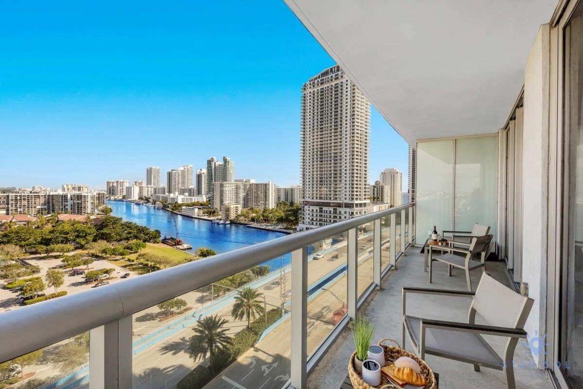 Infinite Views, Amazing Pool, Gym, Near Beach Hallandale Beach Eksteriør billede