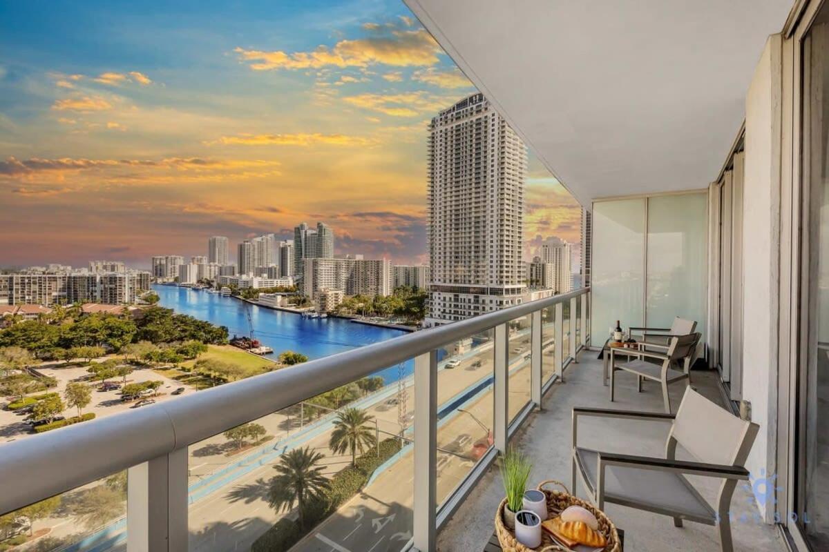 Infinite Views, Amazing Pool, Gym, Near Beach Hallandale Beach Eksteriør billede