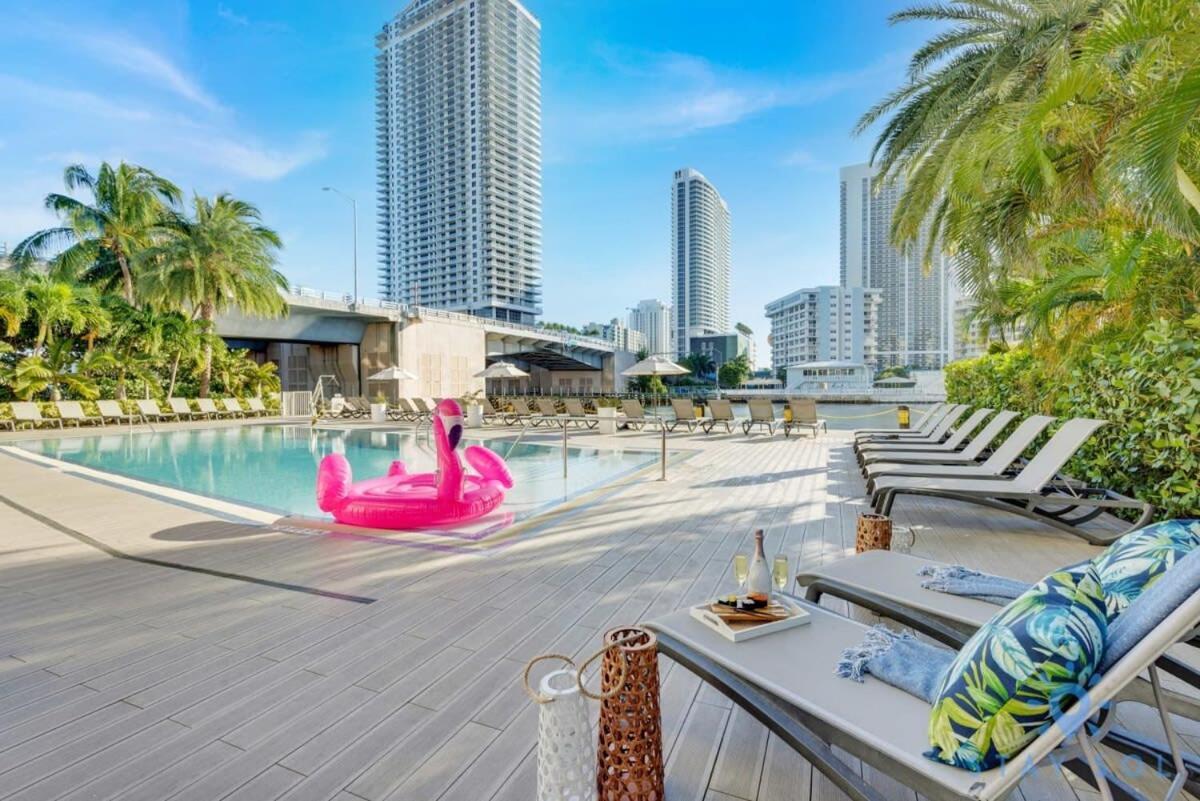 Infinite Views, Amazing Pool, Gym, Near Beach Hallandale Beach Eksteriør billede